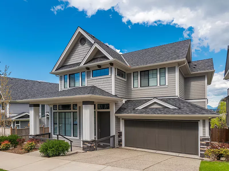 Mid-sized home in neighborhood